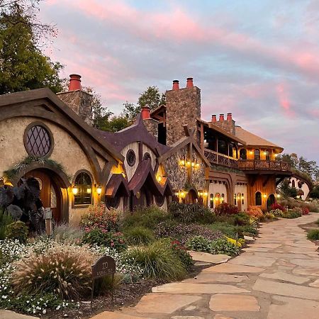 Ancient Lore Village Knoxville Exteriör bild